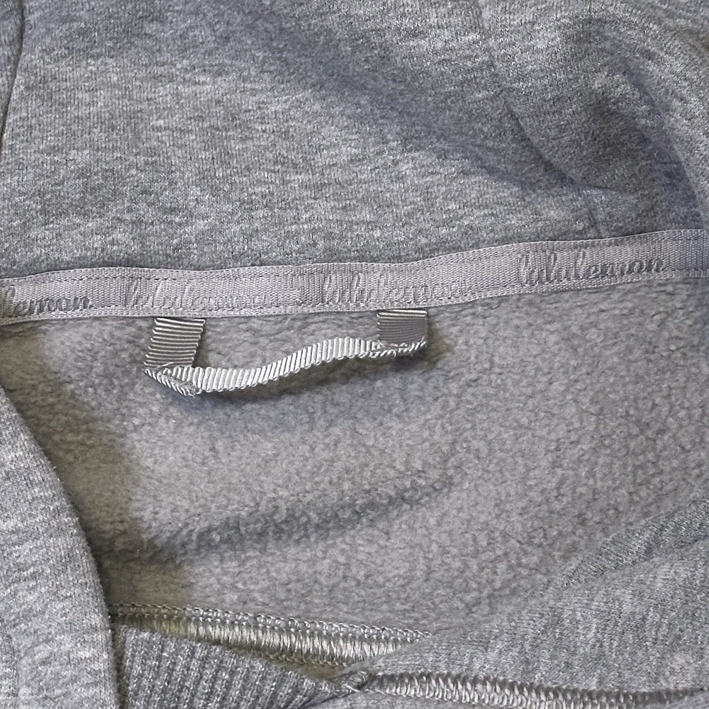 Lululemon Hoodie Womens‎ Medium Gray Fleece Pullover Kangaroo Pocket Soft - Picture 6 of 9